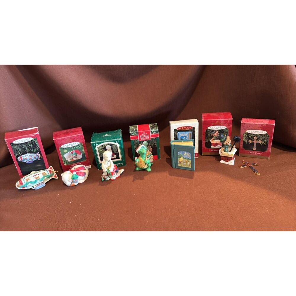 Lot of Hallmark Christmas Ornaments